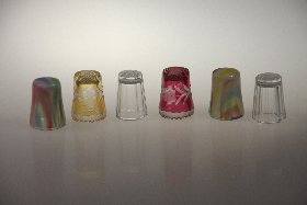 Fingerhüte handgeschliffen und -graviert der Kristallglas GmbH Oberursel