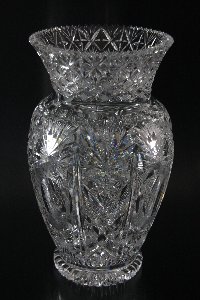 Große Bleikristallvase, Form: Hessenglas, Einteilung und Schliff: Gerd Flecker
