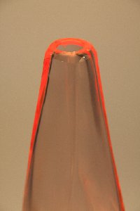 Detail Gangkofner-Heliolit-Vase der Glashtte Hessenglas bei reinem Kunstlicht