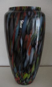 Millefiori-Vase der Hessenglaswerke in Oberursel-Stierstadt