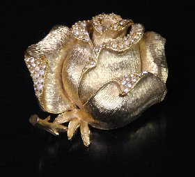 vergoldete Rosenbrosche der Gürtlerei Franz Stumpe, Oberursel